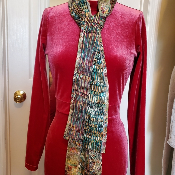 Vintage Scarf - Picture 2 of 5